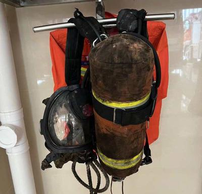 英雄!杭州牺牲的20岁消防员:自幼父母双亡,吃百家饭长大!