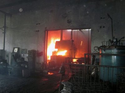 温岭一热处理厂锅炉漏油起火, 消防半小时紧急救援