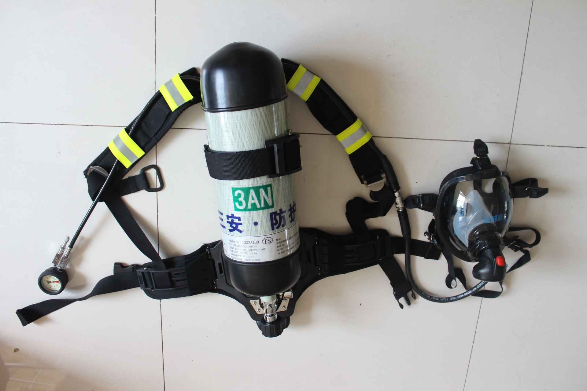 优质供应正压式背包空气呼吸器 三安安全防护救生器材 - 优质供应正压式背包空气呼吸器 三安安全防护救生器材厂家 - 优质供应正压式背包空气呼吸器 三安安全防护救生器材价格 - 济南三安安全防护设备 - 