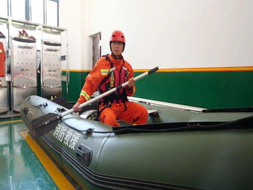 消防队里有什么丨人物与消防救援器材装备碰撞出的 火花