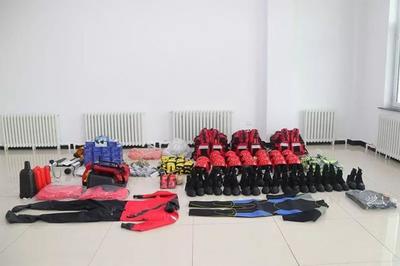乌市消防大队水域救援器材装备配备到位