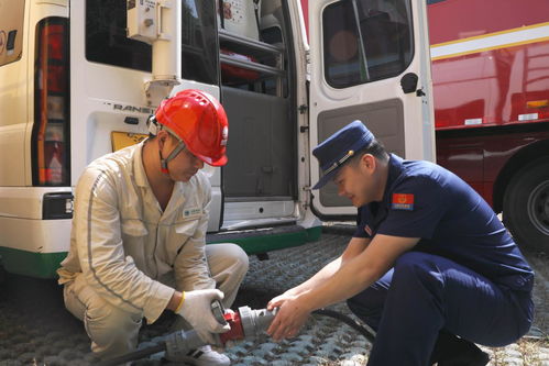 科技赋能生命线——国网重庆石柱供电公司助力消防救援跨区域应急通信综合演练