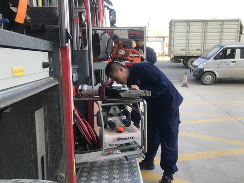 成纪消防救援站强化车辆器材维护保养，保障消防救援效率